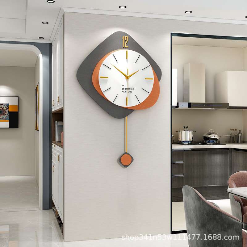 日本のライト高級時計壁現代美的クリエイティブ漫画ファッション - Japanese Luxury Lifestyle のレビューと価格